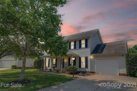 4119 Huntmeadow Drive sold home in Turnberry, Charlotte, NC