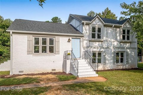 2521 Wood Star Court