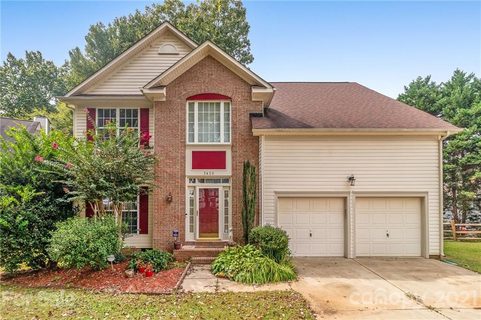 7420 Wapiti Court sold home in Deercreek, Charlotte, NC