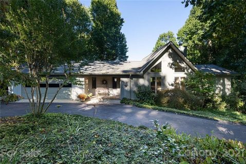 4425 Laurel Park Highway sold home in Fleetwood Estates, Hendersonville, NC