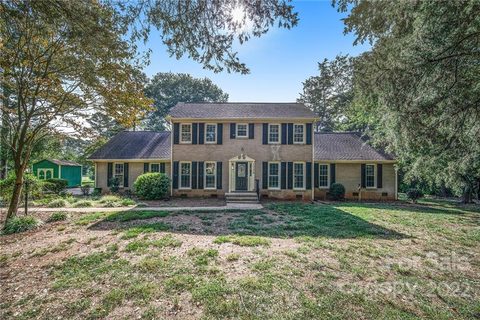 1239 Meadow Lakes Road