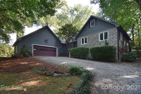 3499 Lake Shore Road