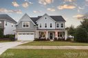 104 Heron Cove Loop sold home in Mooresville, SC