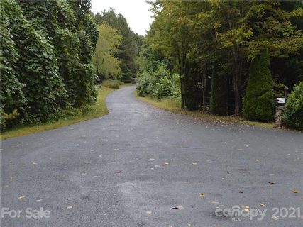 Lot 13 Sheepnose Drive sold home in Apple Valley, Lake Lure, NC
