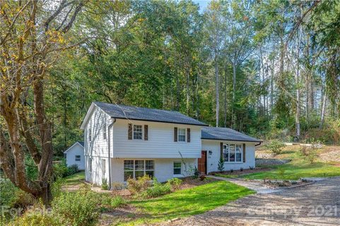 516 S Country Club Road sold home in Riverside Estates, Brevard, NC