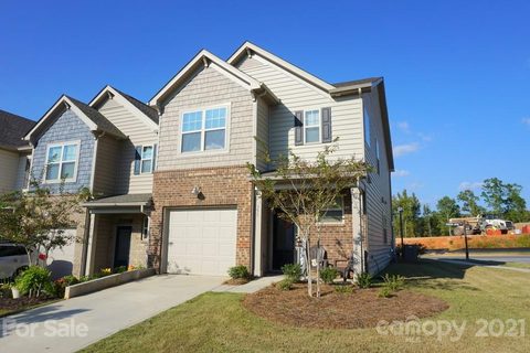 351 Kennebel Place