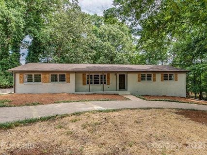 1802 Hemlock Drive