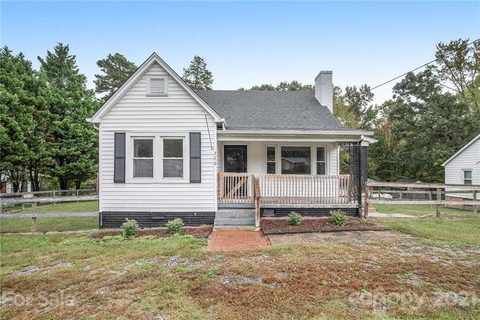 Previously sold for $265,000