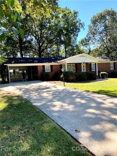 2031 Colonial Lane