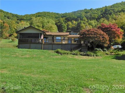 223 Highview Drive sold home in The Knolls, Maggie Valley, NC