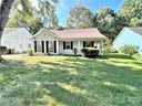 8338 Houndstooth Drive sold home in Charlotte, SC