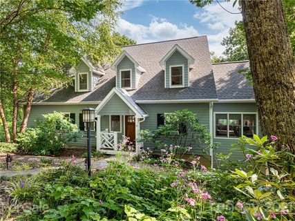 10 Powder Ridge Drive sold home in Merrills Park, Asheville, NC