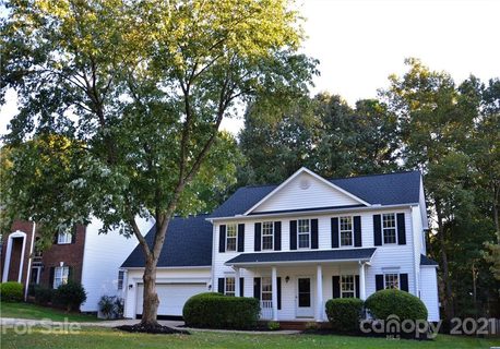 8907 Pristine Court
