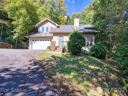 25 Lovebird Lane