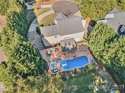 10133 Zackery Avenue sold home in Wynridge Estates, Charlotte, NC