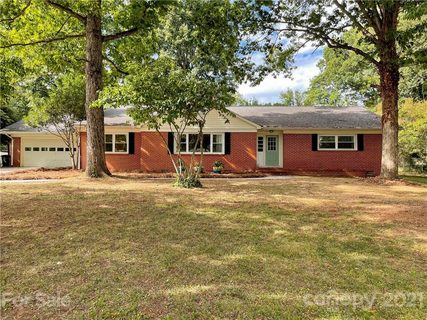 1610 Eastwood Drive sold home in Eastwood Park, Kannapolis, NC