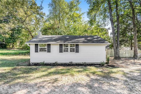 5940 Yale Avenue sold home in Princeton Park, Kannapolis, NC