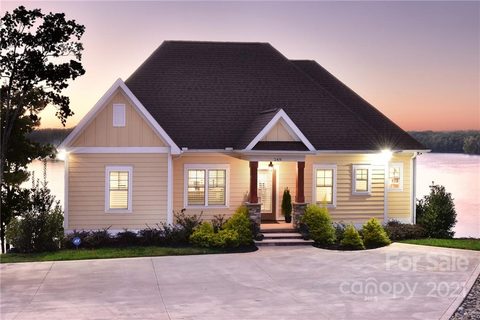 249 Landing Trail sold home in The Landing, Mount Gilead, NC