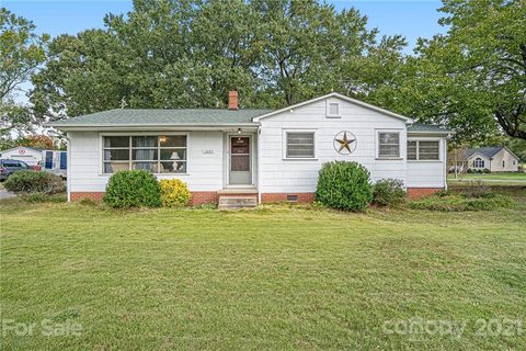 1605 Moose Road