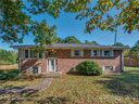 454 Beach Drive sold home in Hendersonville, SC