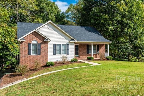 1733 7th Street Lane