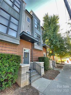 945 E 7th Street 147