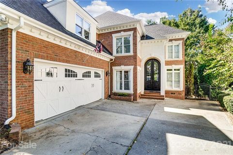 10808 Dobbs Court