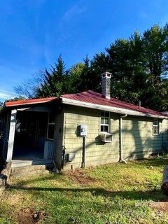 137 Elkwood Avenue sold home in Lake View Park, Asheville, NC