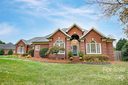 1000 Nickalaus Drive sold home in Matthews, SC