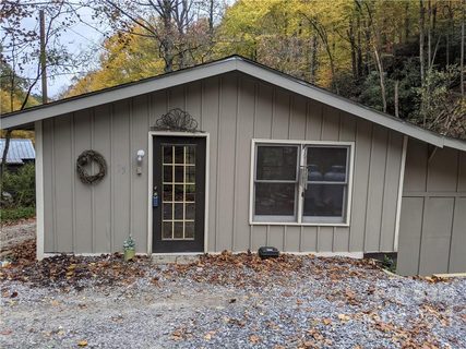 35 Snowy Cove Lane sold home in Lakey Gap Acres, Black Mountain, NC