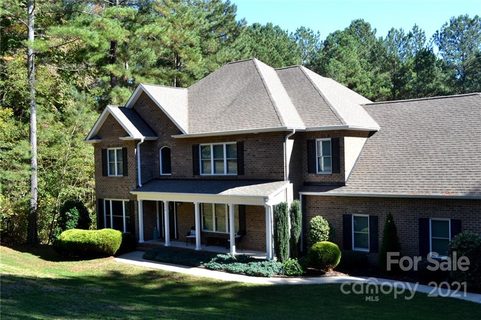 206 Ridge Top Drive