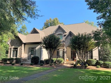 9050 Summer Club Road