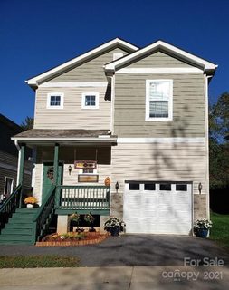 4 Willow Shade Drive