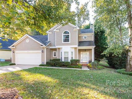 706 Oakbluff Circle