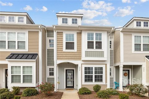 337 Halton Crossing Drive sold townhome in Settlers Landing, Concord, NC
