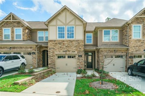 9623 Glenburn Lane