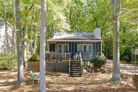 2461 Riverside Drive 0065 sold home in Watership Downs, Lexington, NC