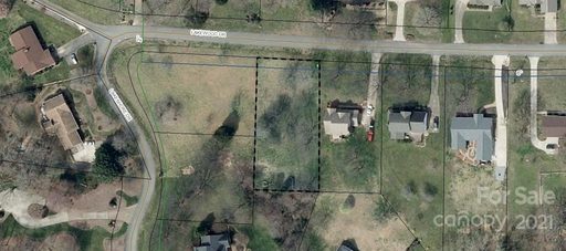 121 Lakewood Drive