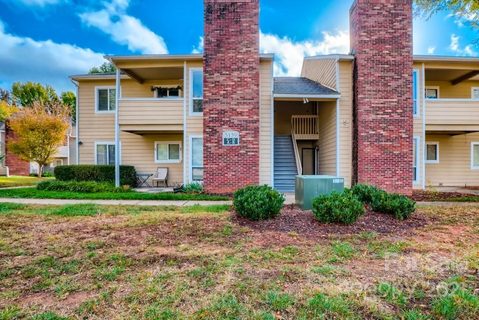 3139 Heathstead Place Apt C