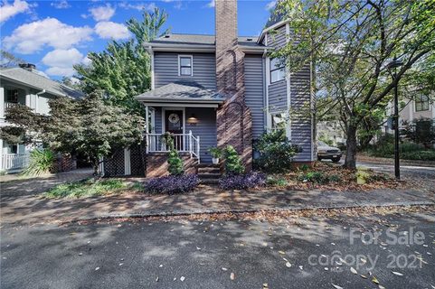 400 W 8th Street