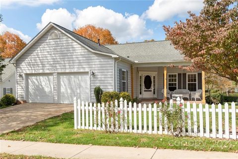 47 Canterbury Trace