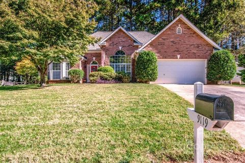 9119 Windknob Court