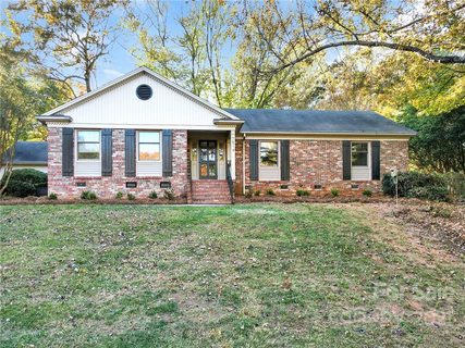 7514 Whistlestop Road