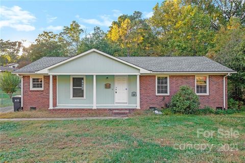 5122 Auburndale Road sold home in Green Gardens, Charlotte, NC
