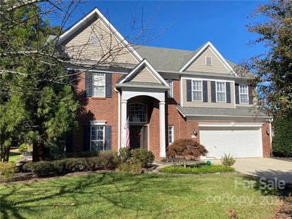 1230 Blackstone Court