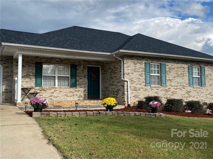 5132 Swinging Bridge Road sold home in Swinging Bridge, Conover, NC