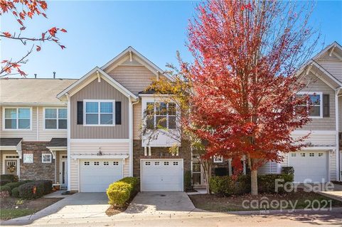 862 Petersburg Drive