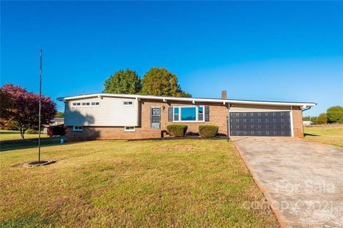 2794 Magnolia Street 9 & 10