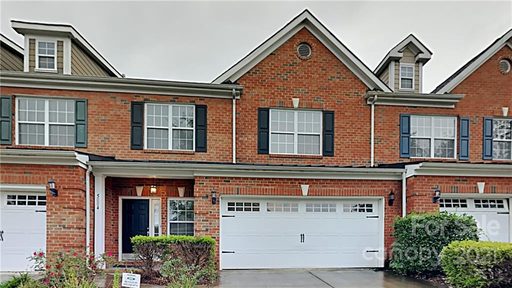 5004 Tradd Circle