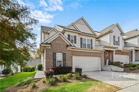 Previously sold for $451,000